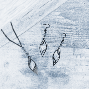 Boucles d’oreilles en bois - Élégance – Bijou en bois sur commande